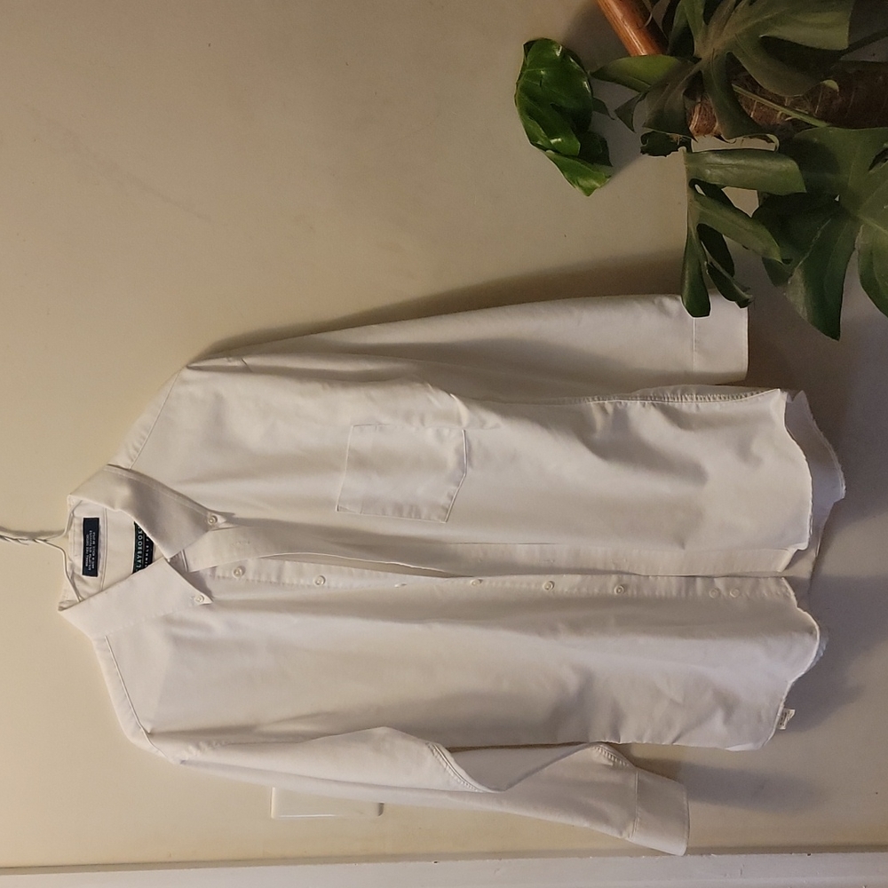 CLAYBROOKE WRINKLE FREE, NECK SIZE 16.5, SIZE 32/33, WHITE